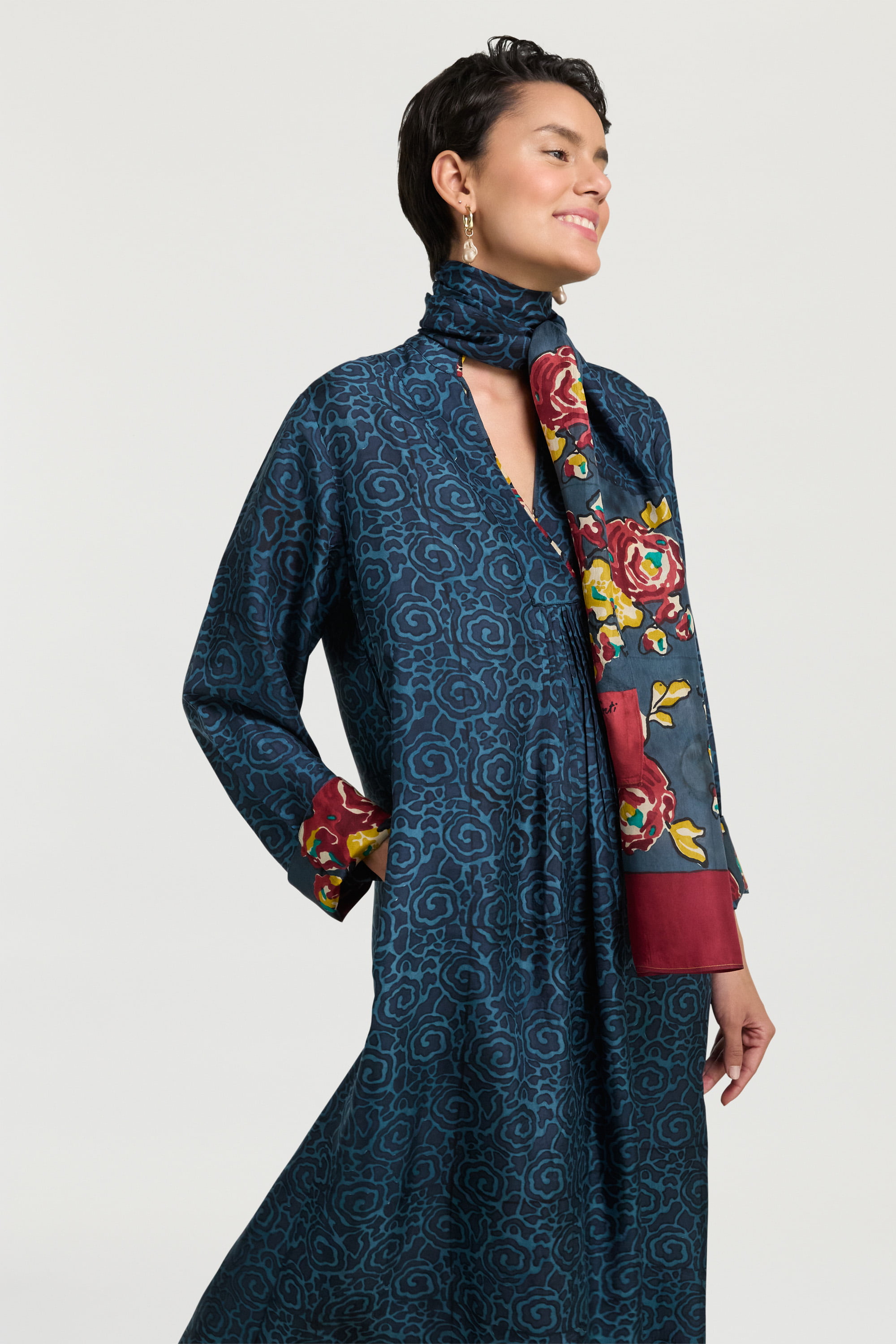 Bow Habutai Silk 38x180cm