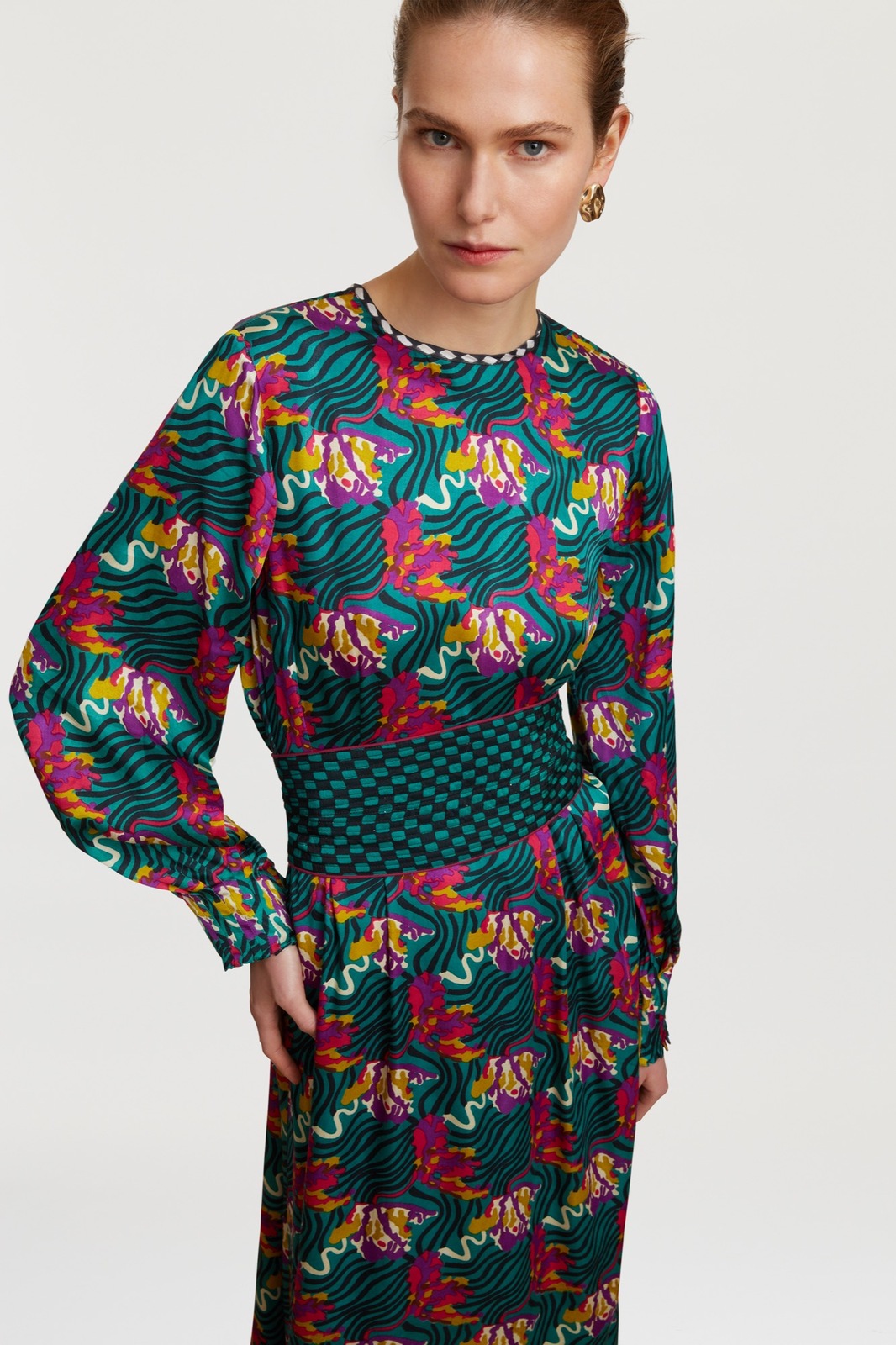 reversible teena belt--ewe tulip peacock