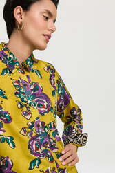 bella shirt--orihime roses green gold