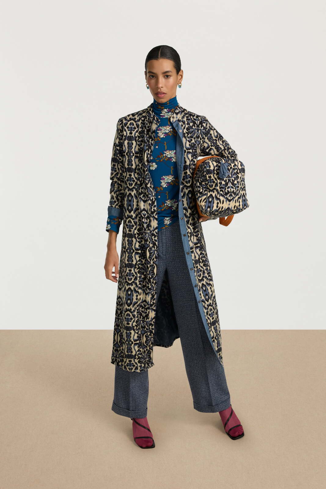 dafne duster--kasuri ikat ivory
