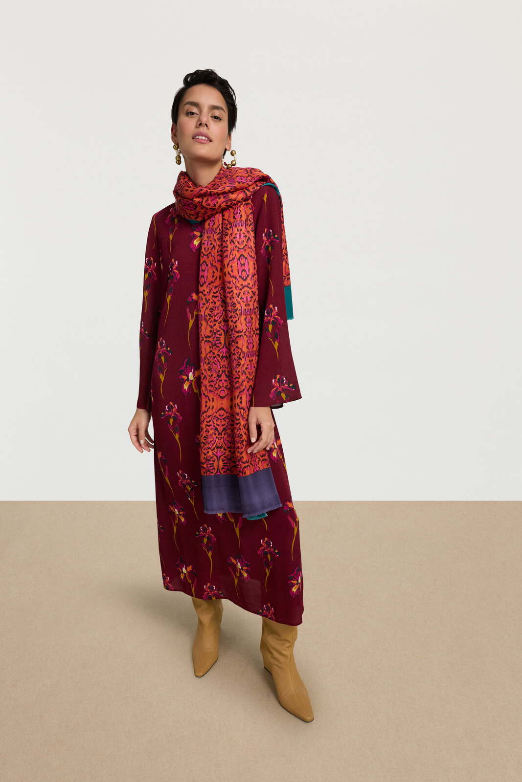 abito amla--black iris dark ruby