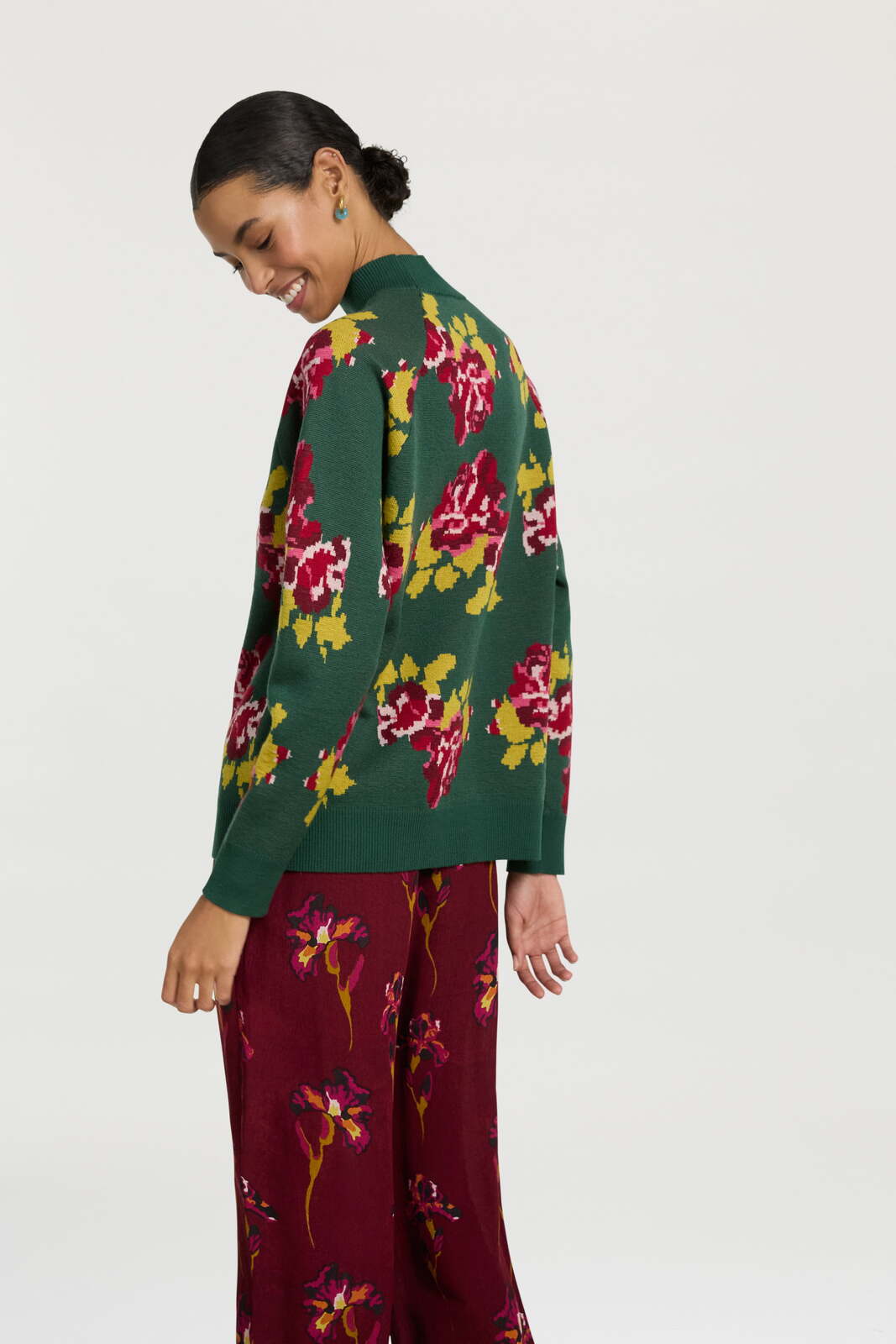 frida pullover--gensho flower forest