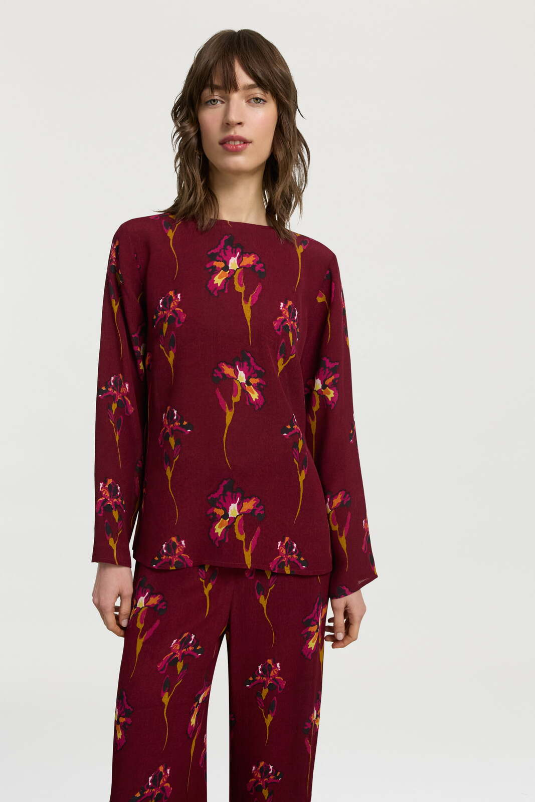 marina shirt--black iris dark ruby