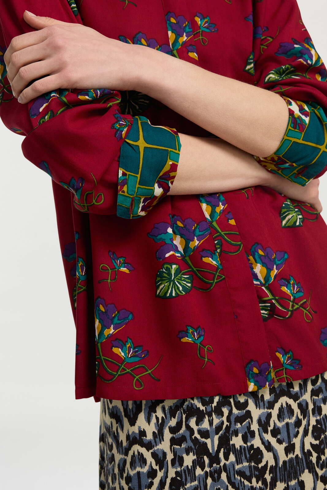 midori shirt--shibuia flower red