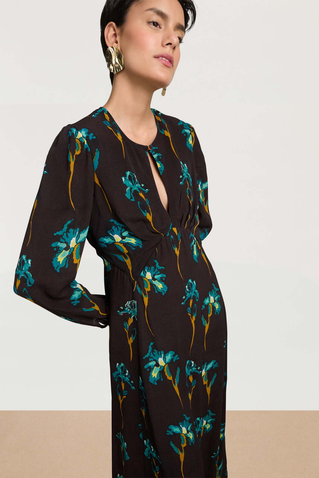nika dress--black iris coffee