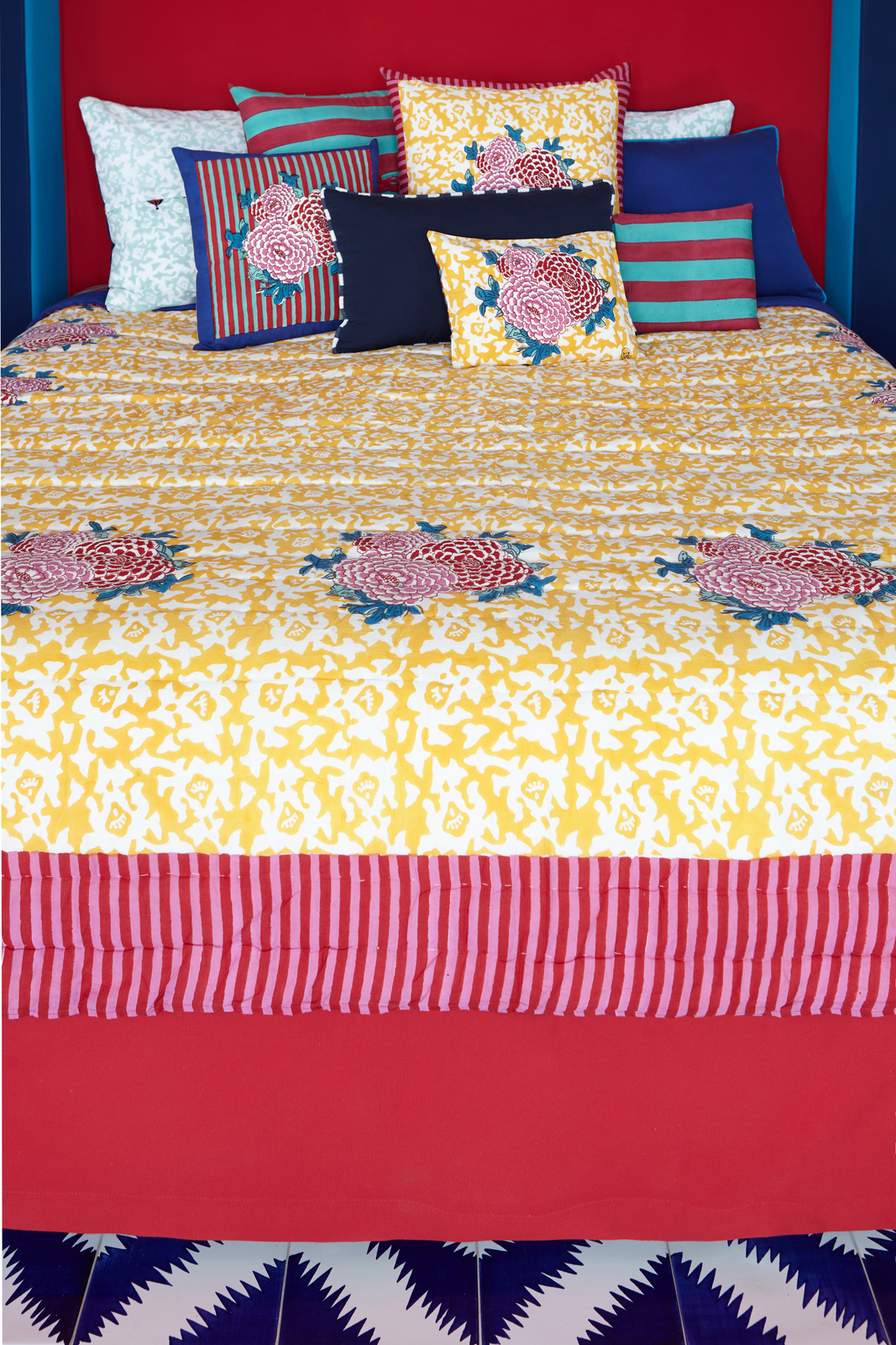 reversible quilt 250x270cm--arabesqua corolla gold natural