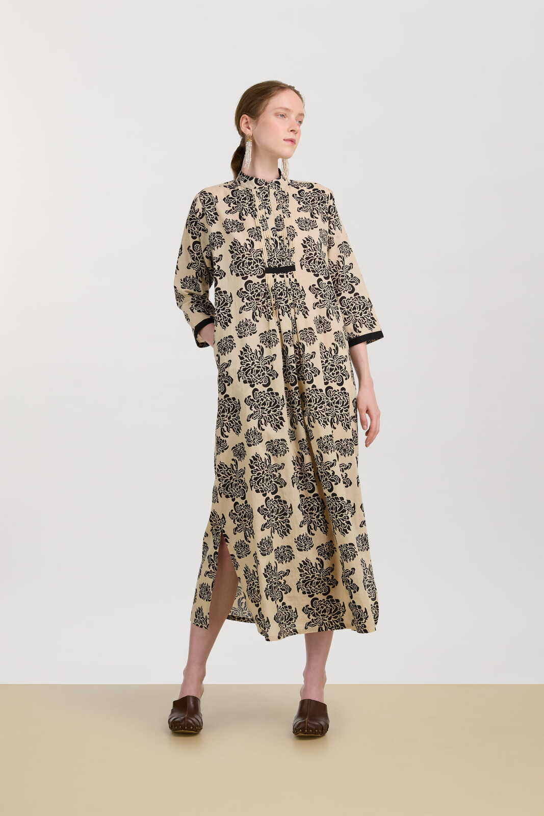 mirte kaftan--naoshima black