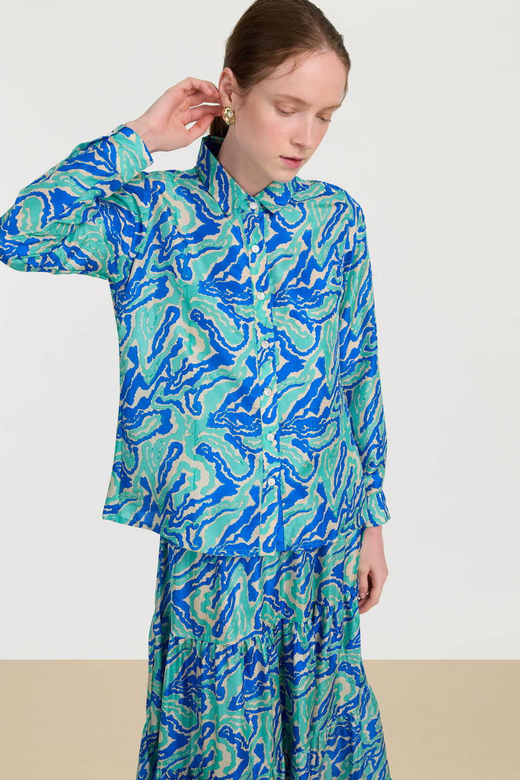 bella shirt--dragon cloud aqua