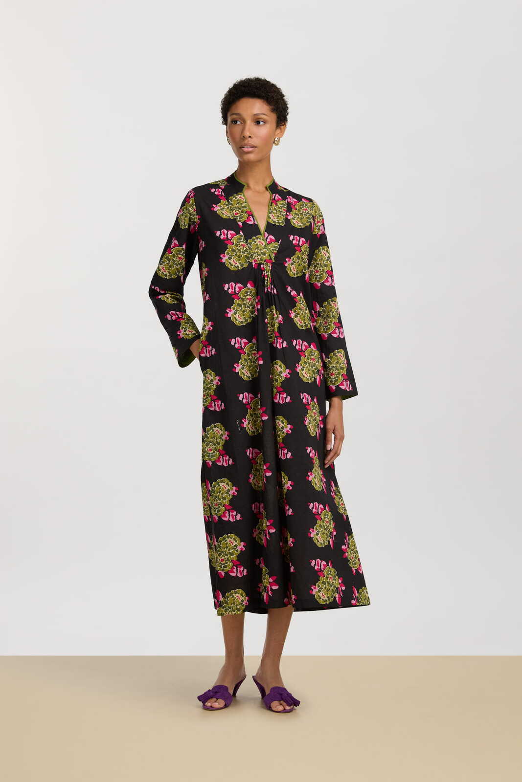 radha caftan--suiko flower black