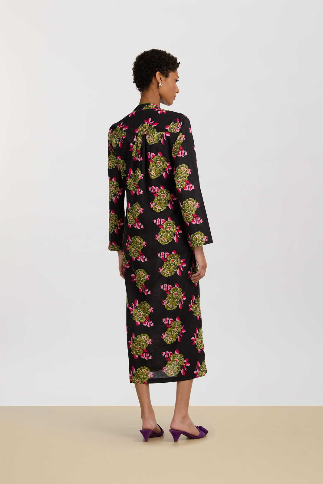 radha caftan--suiko flower black
