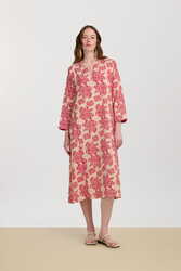 sara caftan--naoshima fuxia