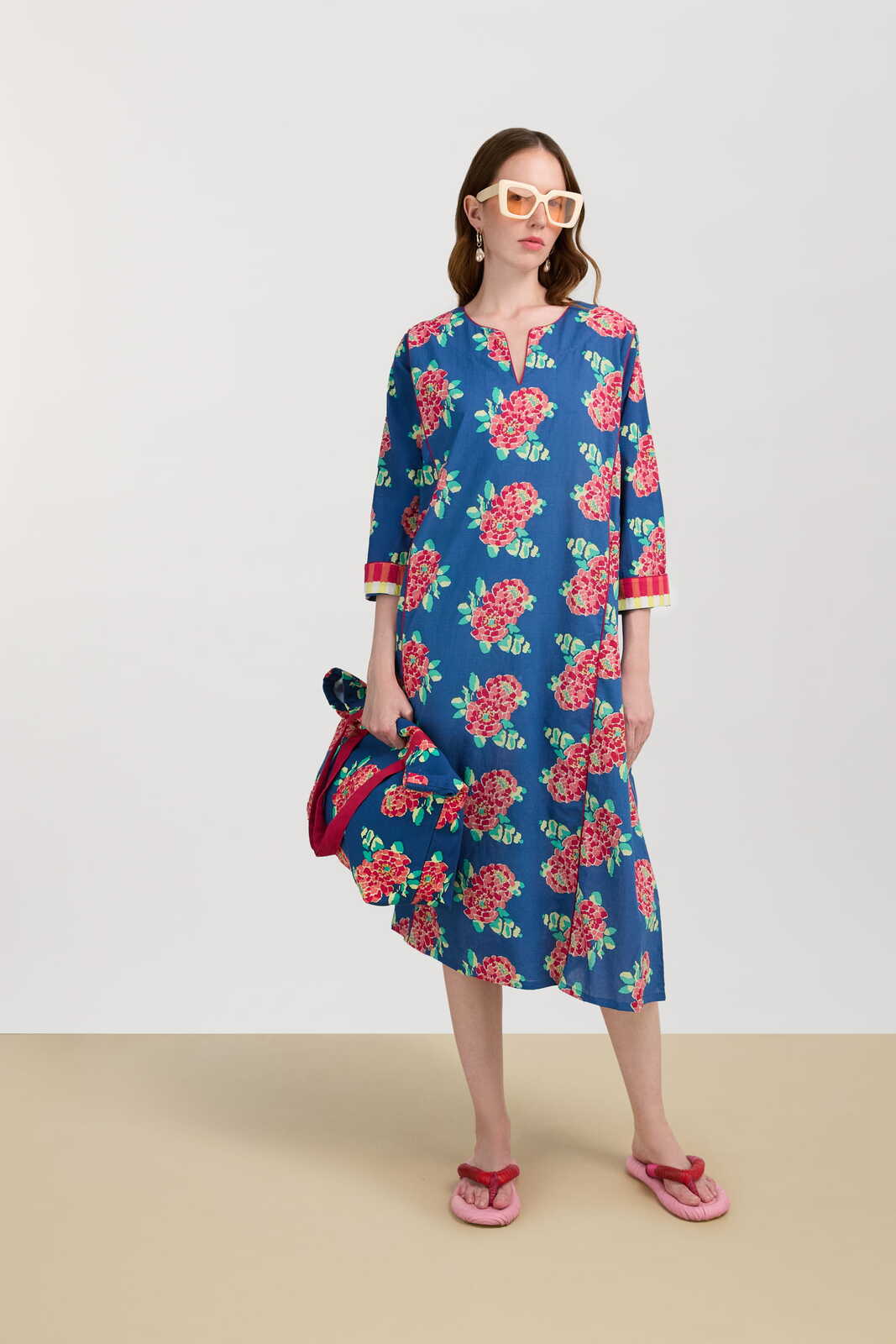 sara kaftan--suiko flower sugar