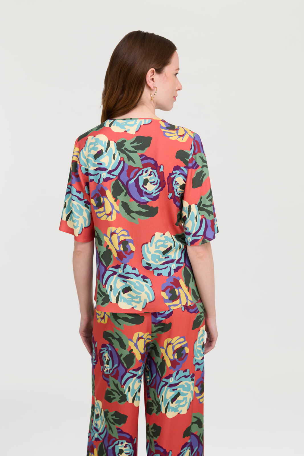 t shirt v neck--nizam old pink