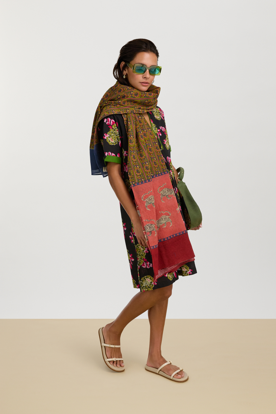 radha tunic--suiko flower black