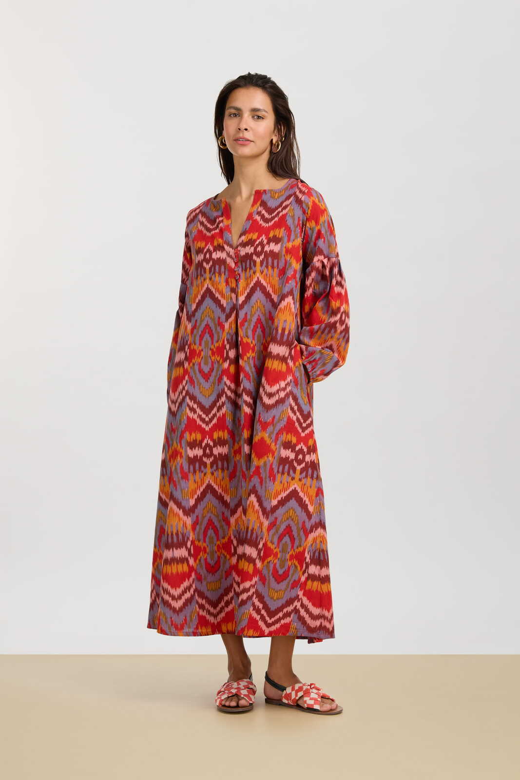 abito khubani--mathura ikat sugar red