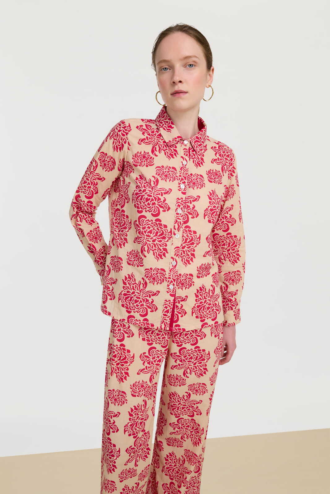 bella shirt--naoshima fuxia