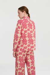 bella shirt--naoshima fuxia