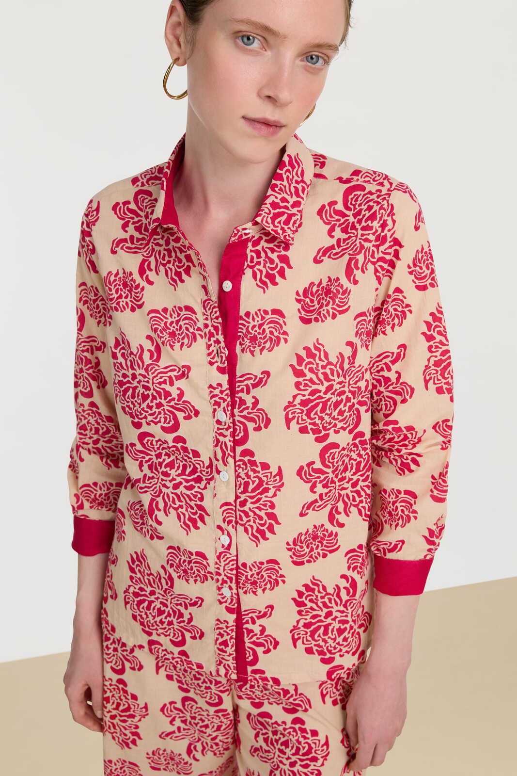 bella shirt--naoshima fuxia