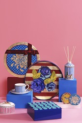 masonite placemat 34cm--gold boule flower fuxia