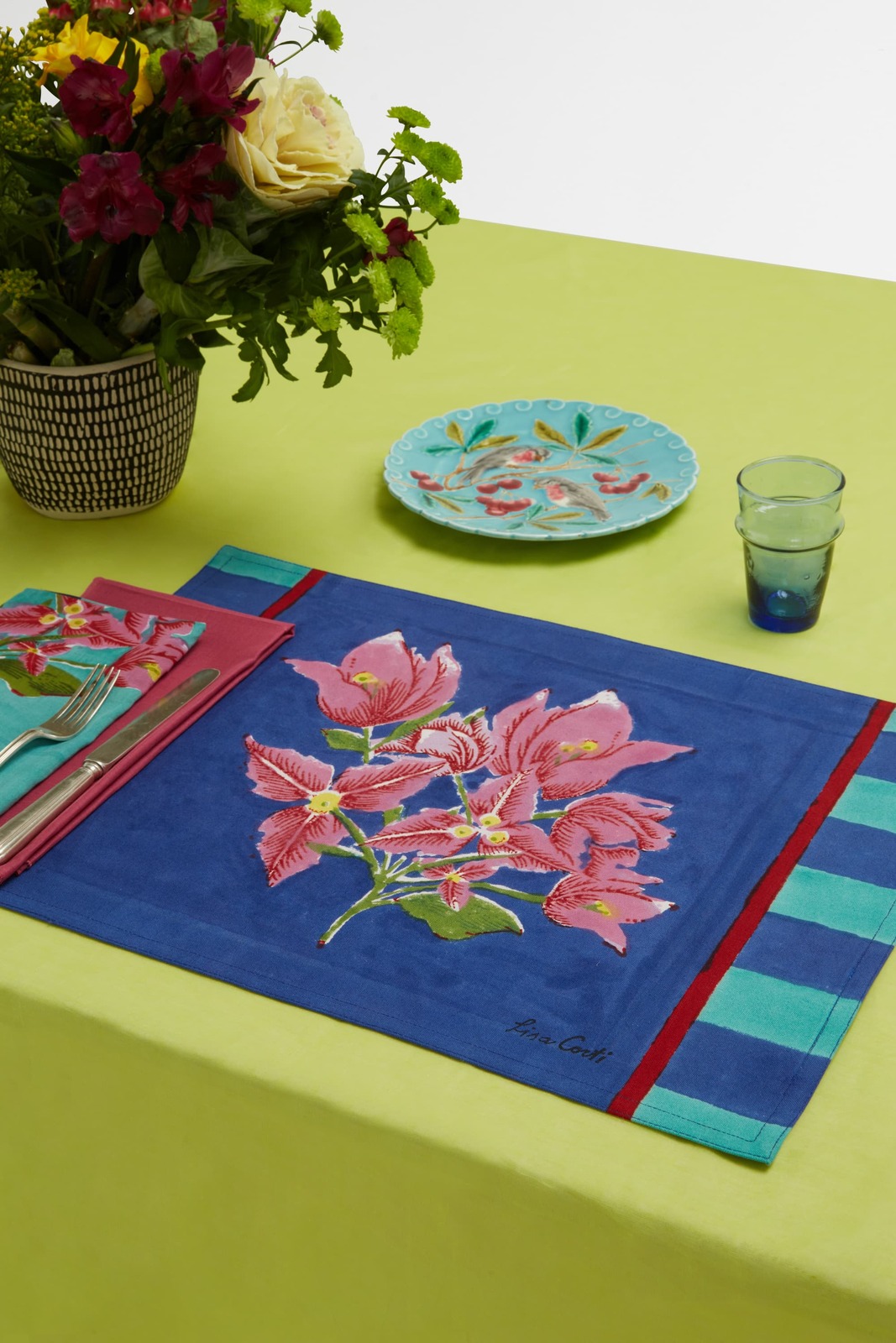 cotton placemat 35x48cm--issimo x lisa corti bougainvillea blue green