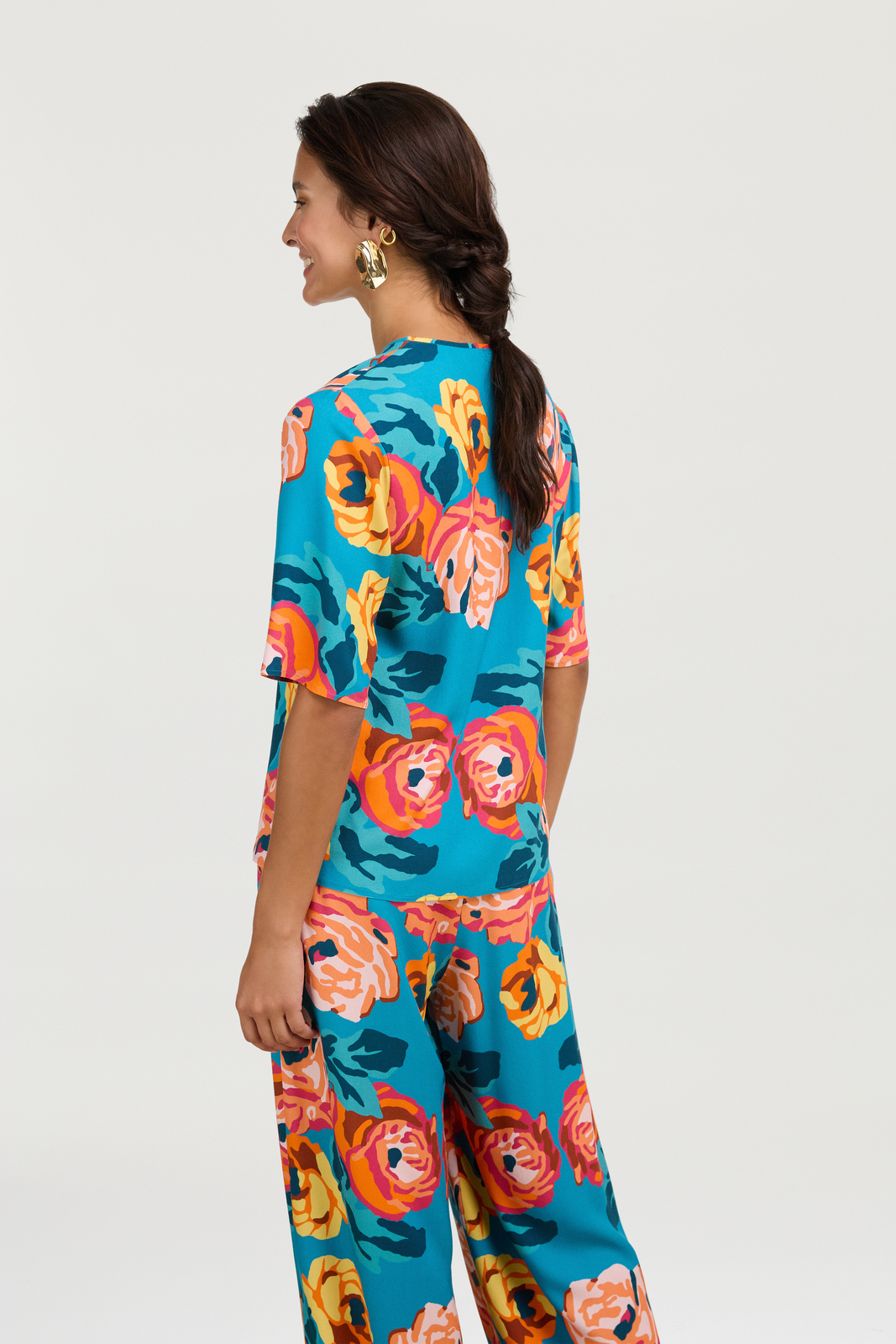 t shirt v neck--nizam teal